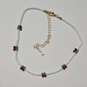 🔸️5/$25🔸️Ivory Ella Cherry Bead Choker Necklace
